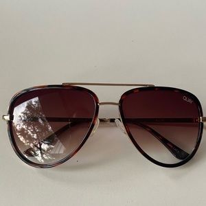 QUAY tortoise rim aviators